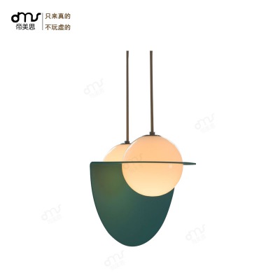 圆球吊灯